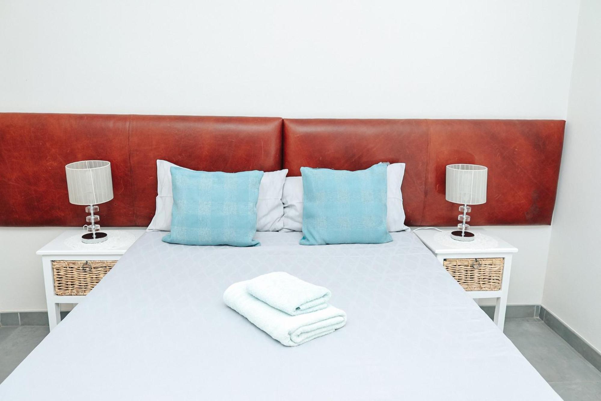 Emerald Bed&Breakfast Виндхук Экстерьер фото