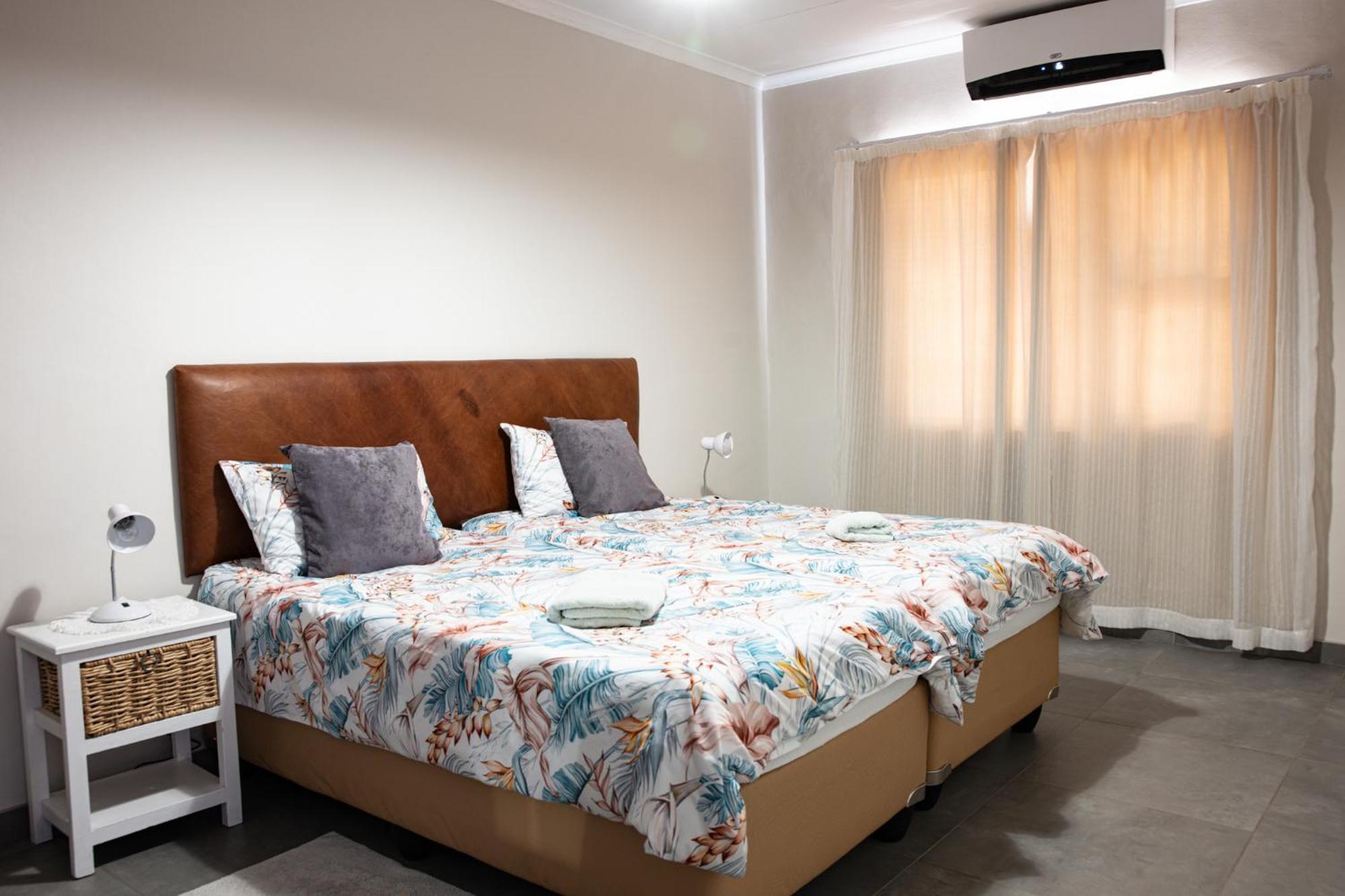 Emerald Bed&Breakfast Виндхук Экстерьер фото
